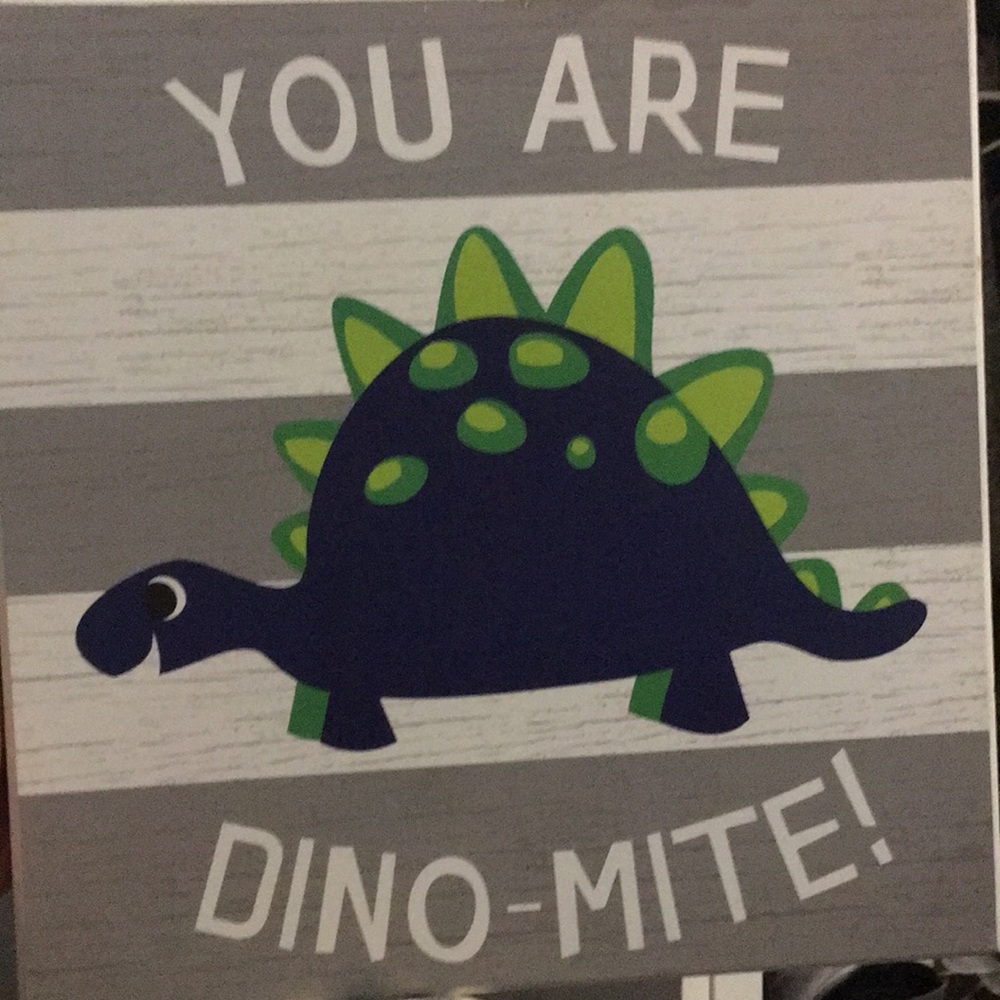 I’m selling a wood wall sign 1pc